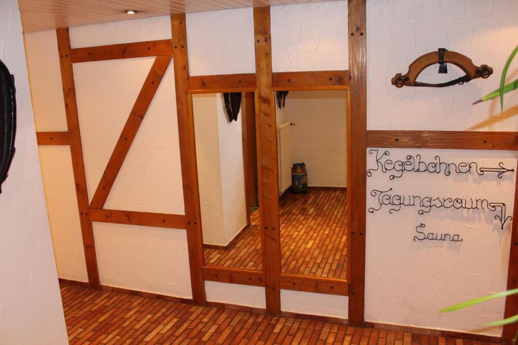 Landhotel Zur Kanne Neresheim Bagian luar foto